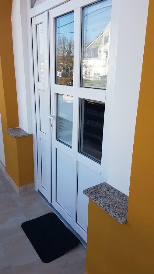 Marko Airport Rooms Velika Gorica Exterior foto