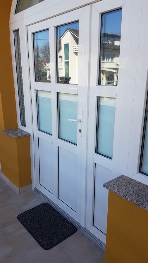 Marko Airport Rooms Velika Gorica Exterior foto