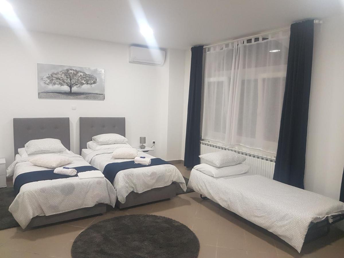 Marko Airport Rooms Velika Gorica Exterior foto